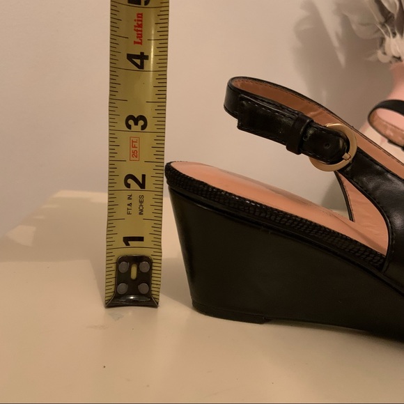 NATURALIZER black wedge sandals size 8.5 M - Picture 5 of 9